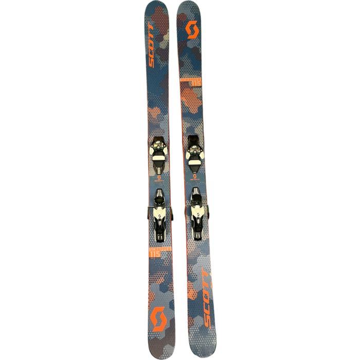 Scott Scrapper 115 : skis avec fixations, vue d'ensemble.