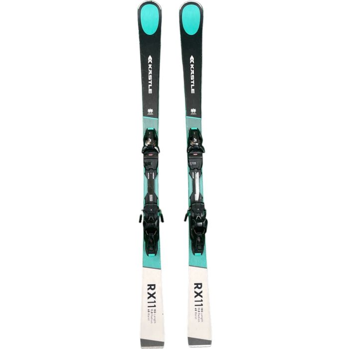 Skis Kastle RX11 avec fixations, vue de dessus sur fond blanc.