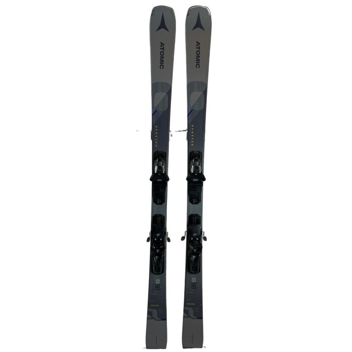 Atomic Redster Q5 2024 : skis complets avec fixations, prêts à l'emploi.