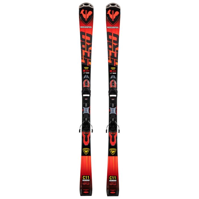 Rossignol Hero Limited 2023, vue latérale des skis rouges avec fixations incluses