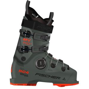 Fischer RC 90 Black : Vue latérale des chaussures de ski performantes.